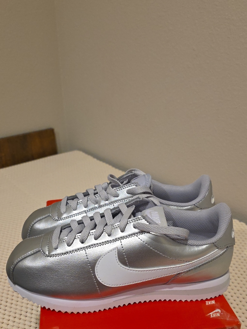 Size 7.5 W Nike Silver and White Cortez Classic Sneaker - Picture 5 of 7